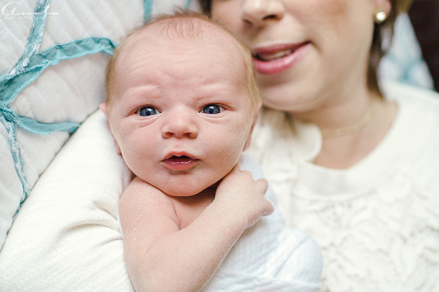 SacramentoFolsomNewbornInHomeSession-010