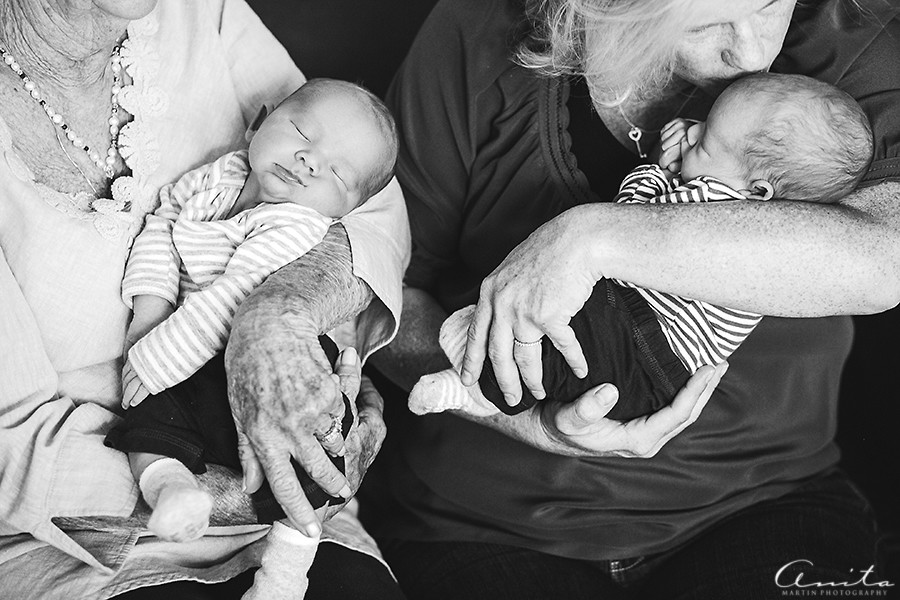 Roseville-Twin-Newborn-Photographer-004