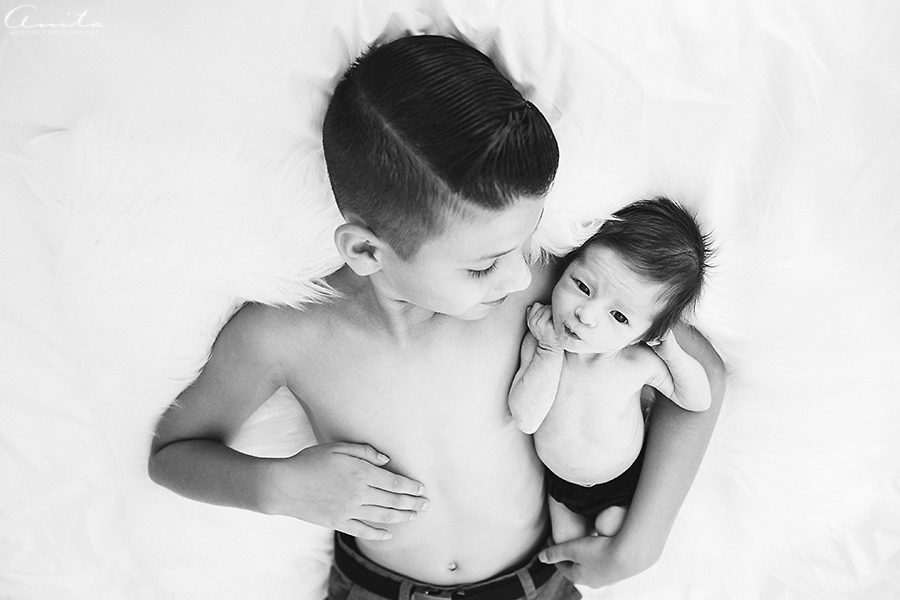 Brentwood In Home Newborn Photographer-007