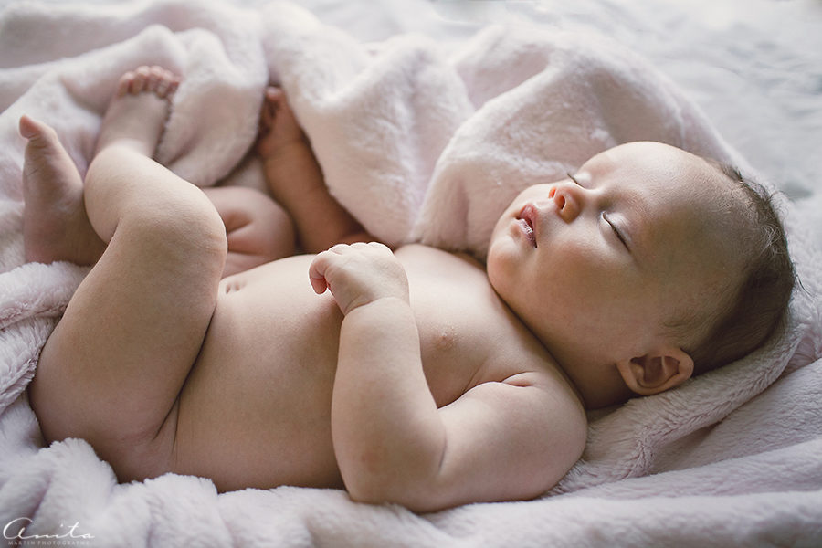 San Francisco In Home Newborn Photographer-007