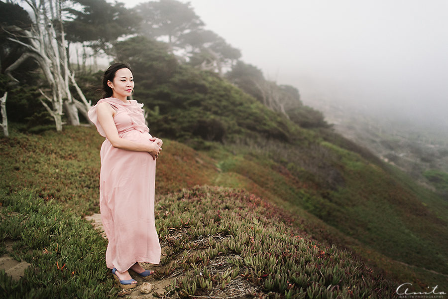 Mission San Francisco Maternity Sutro Baths Foggy Maternity Photographer-015