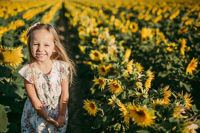 Sacramento Family Photographer - sunflower field