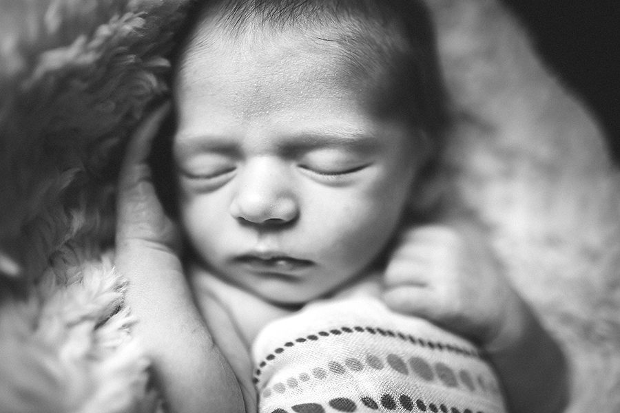 Sacramento natural newborn photography