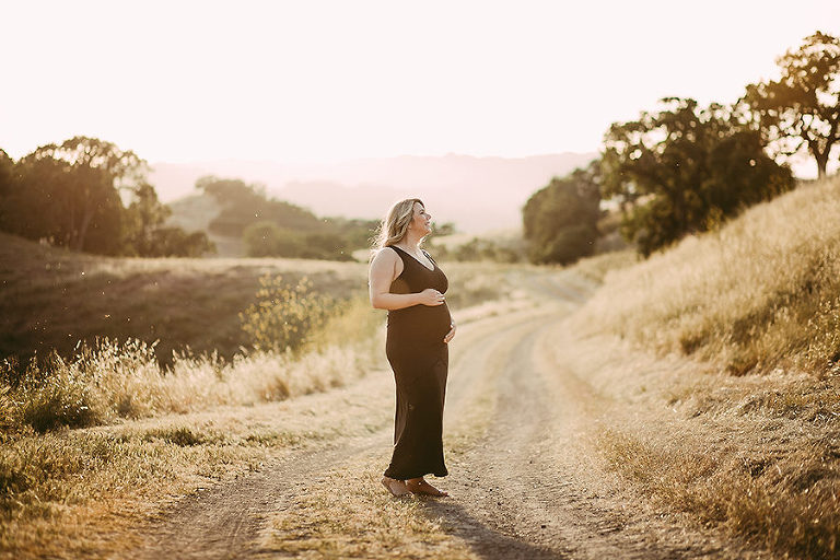 Folsom Maternity Photographer outdoor belly photos