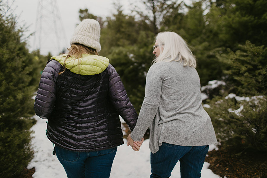 Apple Hill Christmas Tree Hunt Photographer